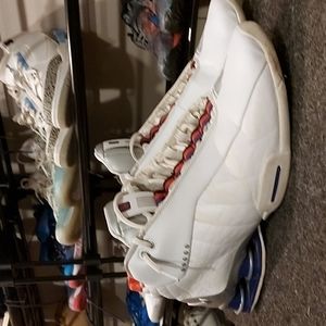 Nike Shox BB4 Vince Carter basketball shoe Raptors colourway